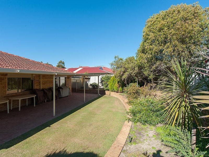 63 Sylvan Crescent, Leeming WA 6149