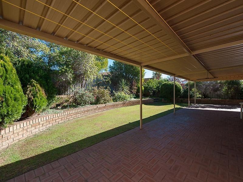 63 Sylvan Crescent, Leeming WA 6149