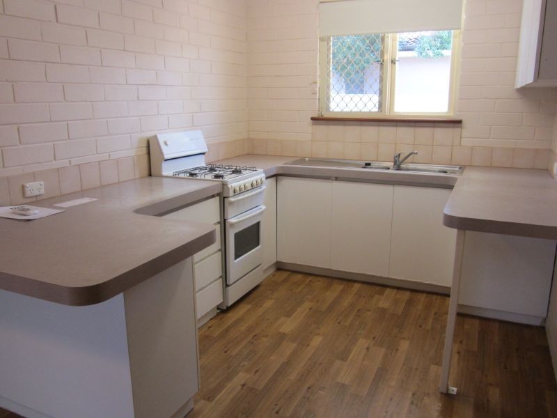 6 Watsonia Street, Maddington WA 6109