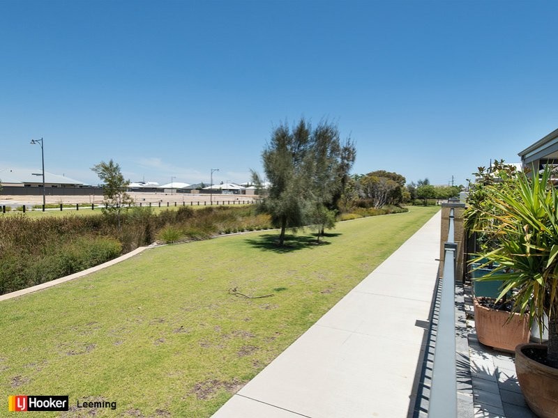 4 Oakbella Parade, Harrisdale WA 6112