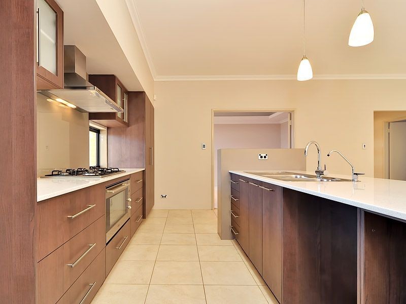 4 Augustus Loop, Aubin Grove WA 6164