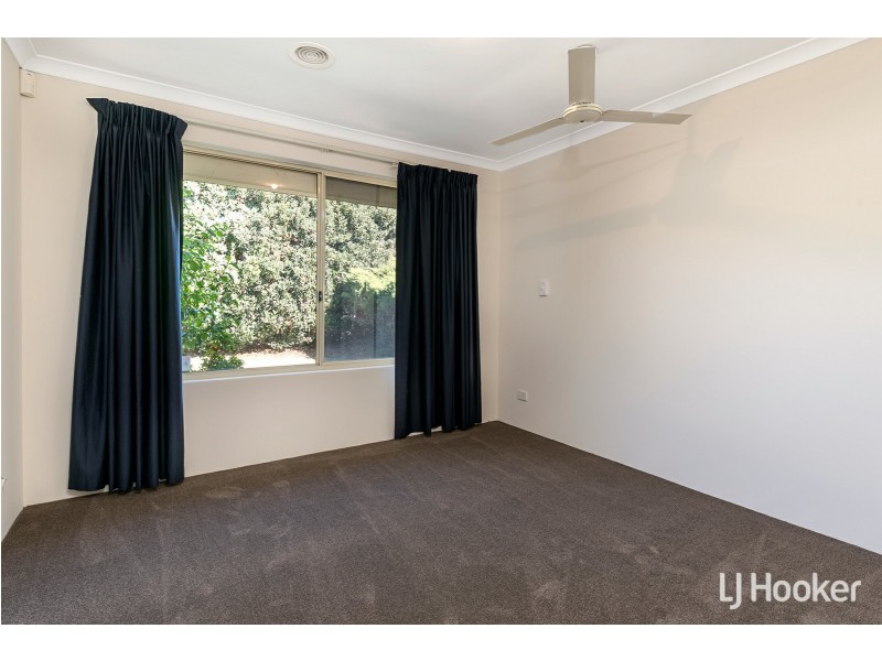18 Turnbury Park Drive, Jandakot WA 6164