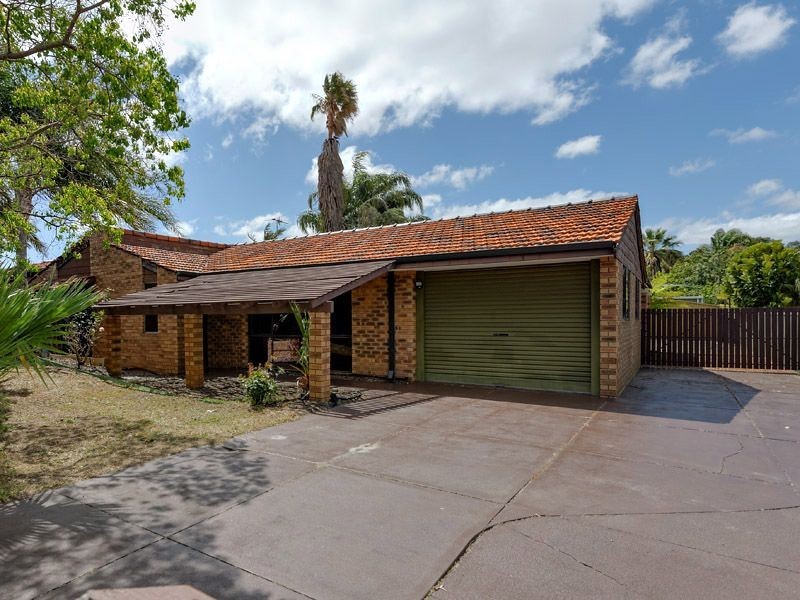 29 Waraker Way, Leeming WA 6149
