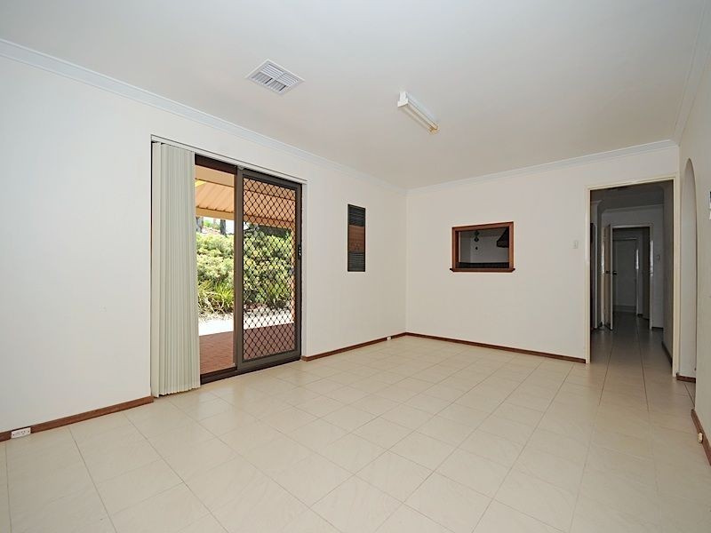 131 Parry Avenue, Bull Creek WA 6149