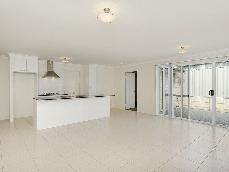 29/36 Wialki Lane, Canning Vale WA 6155