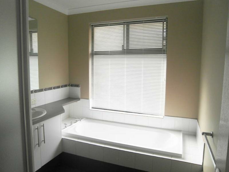 180 Lyon Road, Aubin Grove WA 6164