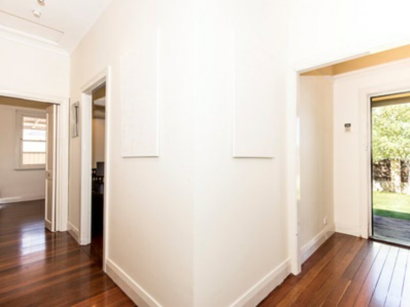 2 Etwell Street, East Victoria Park WA 6101