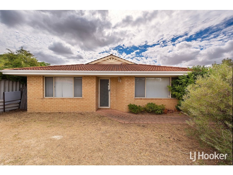 3/1 Old Lake Grove, Wilson WA 6107