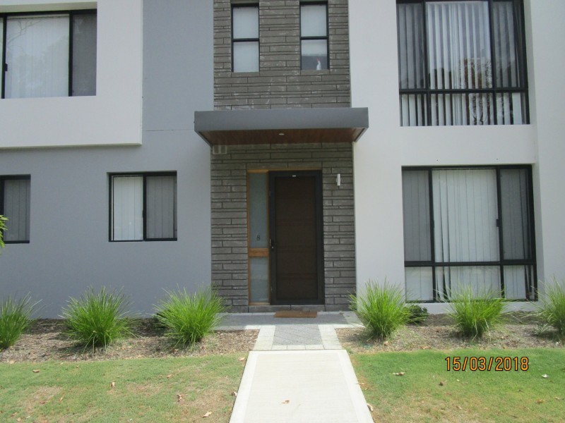 8/22 Rinaldo Crescent, Coolbellup WA 6163