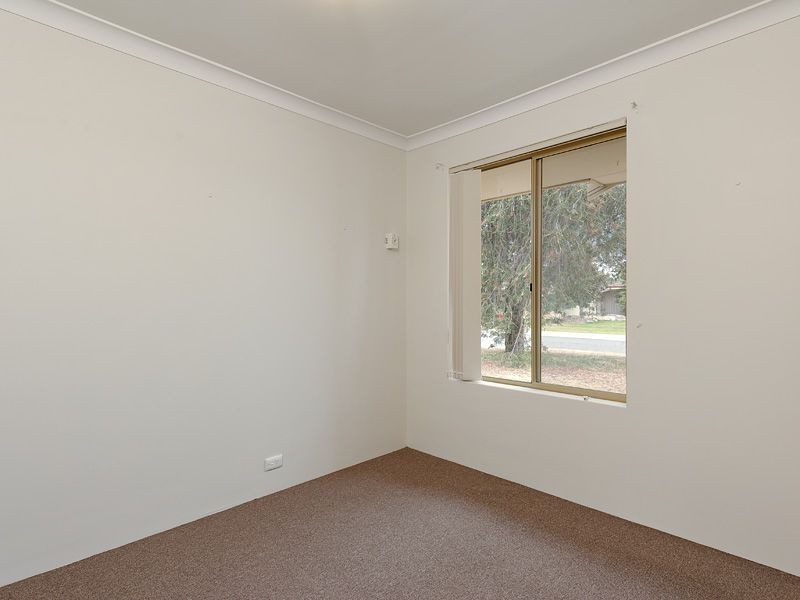 2 Pelican Ramble, Yangebup WA 6164