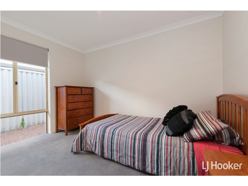 30 Devenish Way, Leeming WA 6149