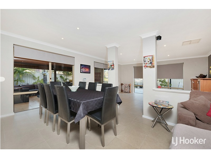 30 Devenish Way, Leeming WA 6149