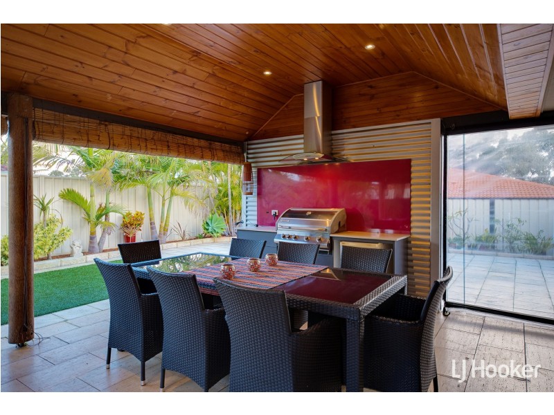 30 Devenish Way, Leeming WA 6149