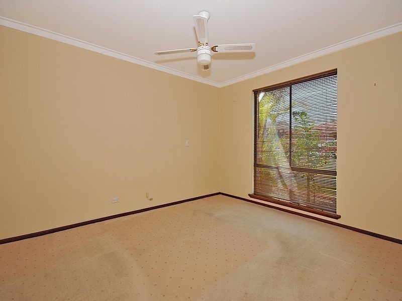 4 Ashton Place, Leeming WA 6149