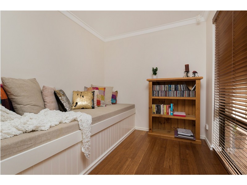 12 Keys Court, Leeming WA 6149
