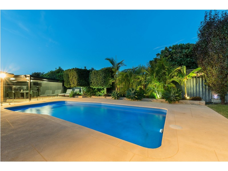 12 Keys Court, Leeming WA 6149