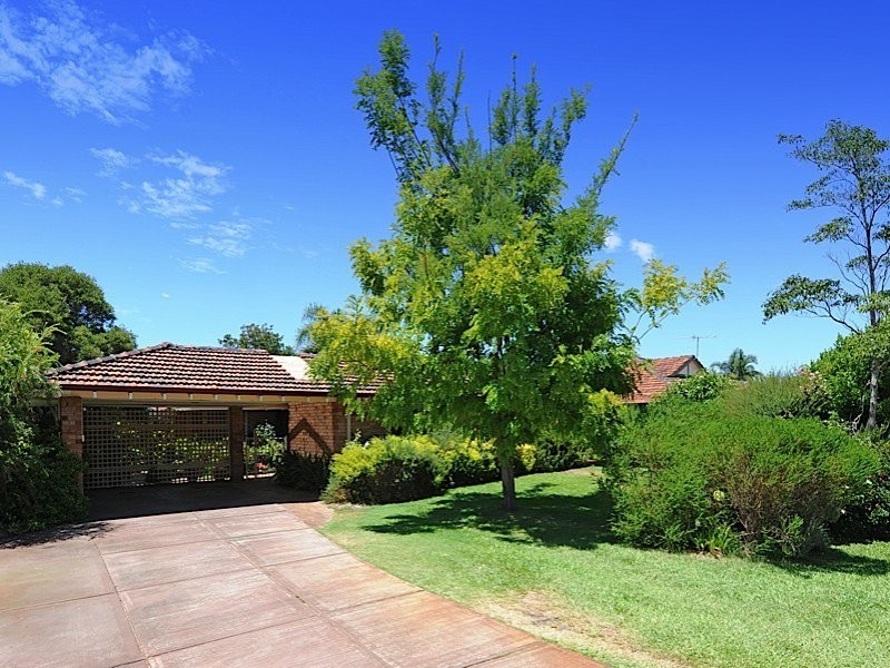 62 Aulberry Parade, Leeming WA 6149