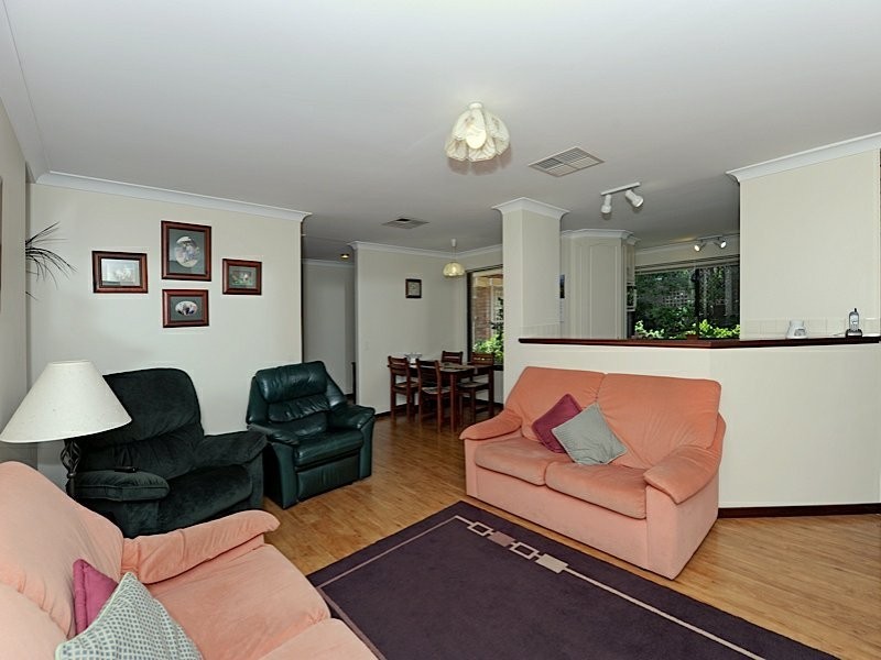 62 Aulberry Parade, Leeming WA 6149