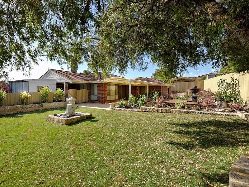 33 Burnett Avenue, Leeming WA 6149