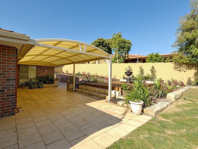 33 Burnett Avenue, Leeming WA 6149