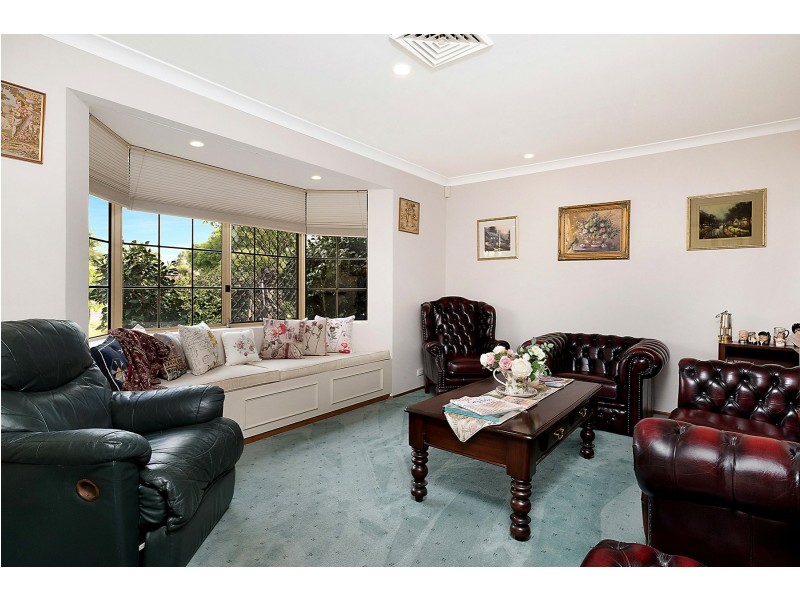17 Earnshaw Loop, Leeming WA 6149