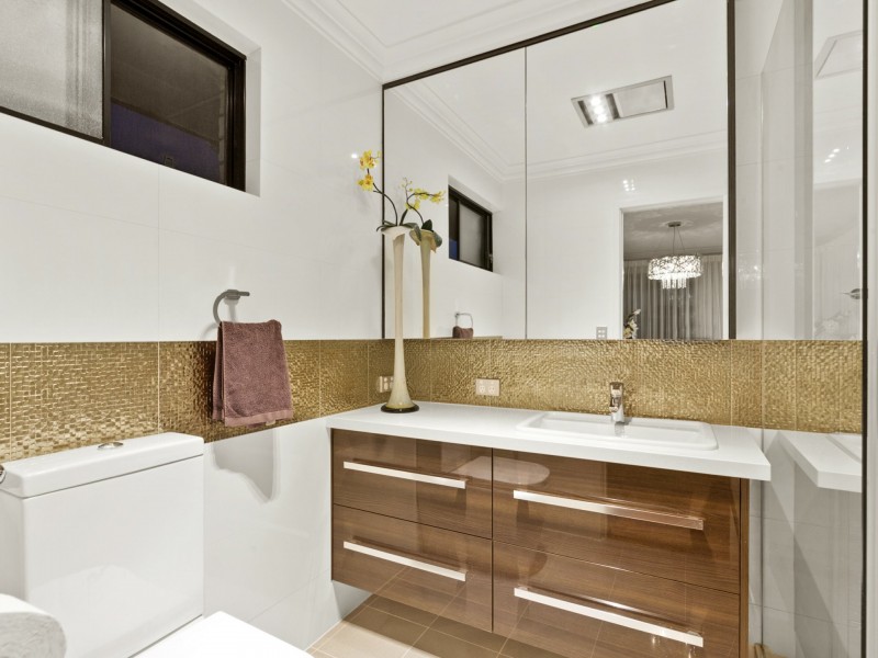 15 Paterson Gardens, Winthrop WA 6150