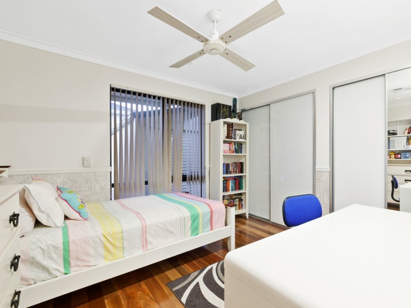 15 Paterson Gardens, Winthrop WA 6150