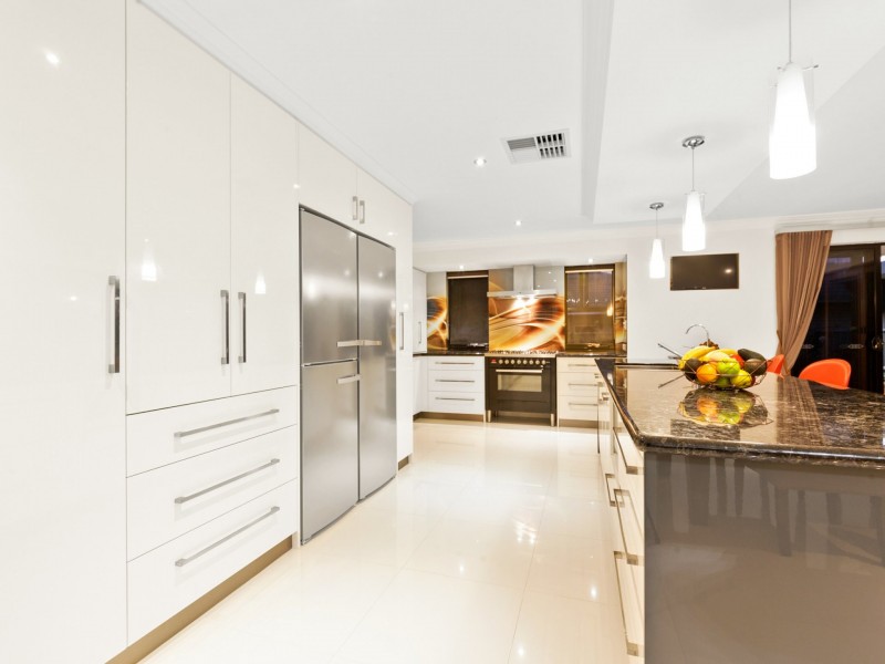 15 Paterson Gardens, Winthrop WA 6150