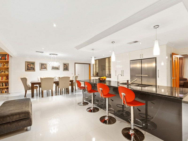 15 Paterson Gardens, Winthrop WA 6150