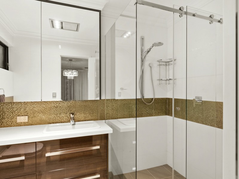 15 Paterson Gardens, Winthrop WA 6150