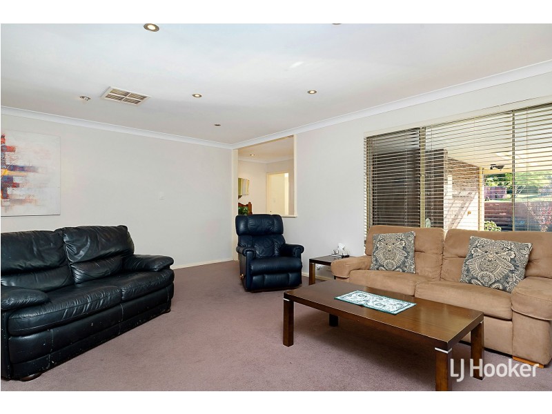 48 Woodpecker Avenue, Willetton WA 6155