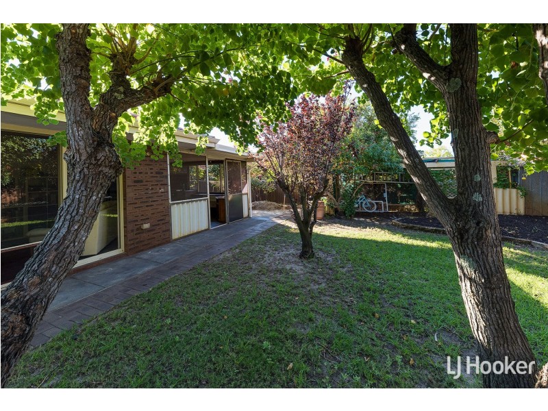 48 Woodpecker Avenue, Willetton WA 6155