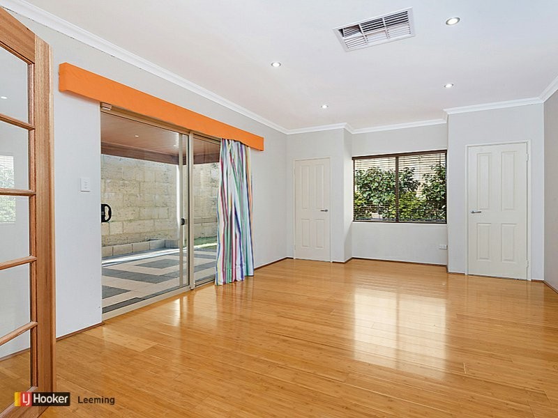 51 Peregrine Circle, Beeliar WA 6164