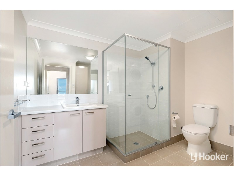 55/1 Kentucky Court, Cockburn Central WA 6164