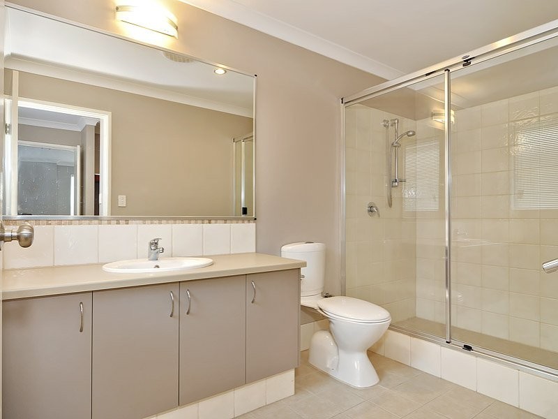 54 Claridge Circle, Thornlie WA 6108