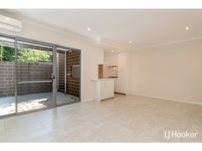 2/19 Gerald Street, Spearwood WA 6163