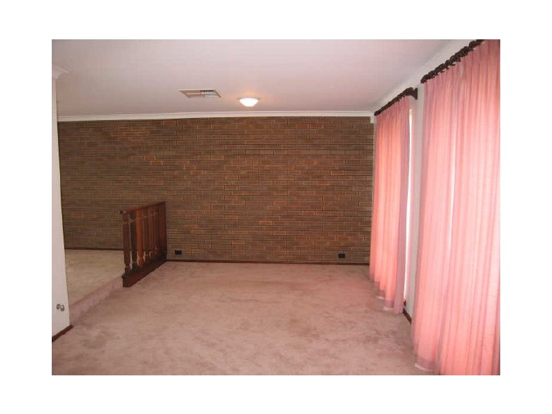 11 Cygnet Court, Yangebup WA 6164