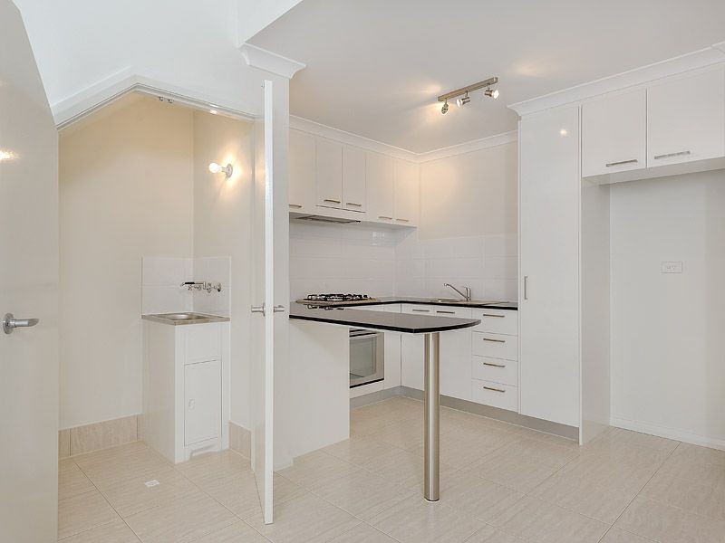 7/19 Eacott Street, Mandurah WA 6210