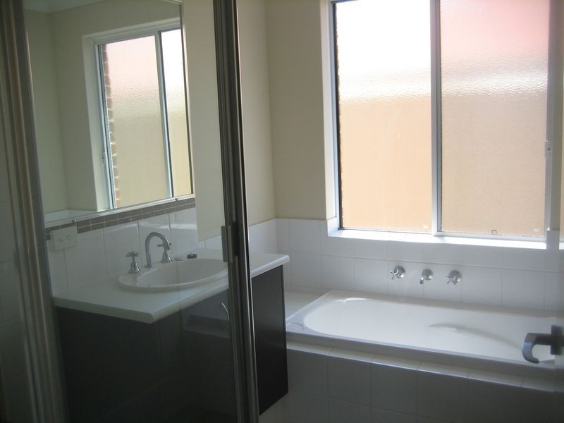 17/39 Barfield Road, Hammond Park WA 6164