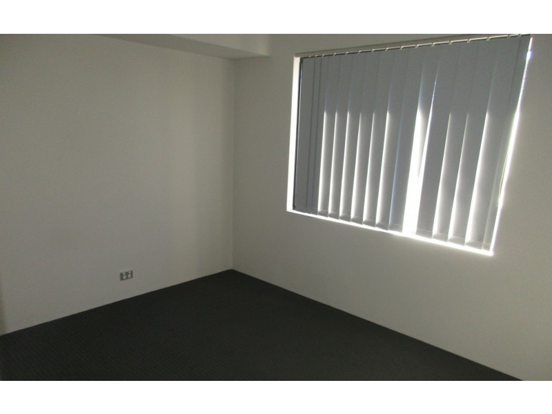 6 Portsmouth Way, Harrisdale WA 6112