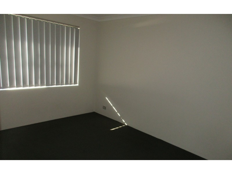 6 Portsmouth Way, Harrisdale WA 6112