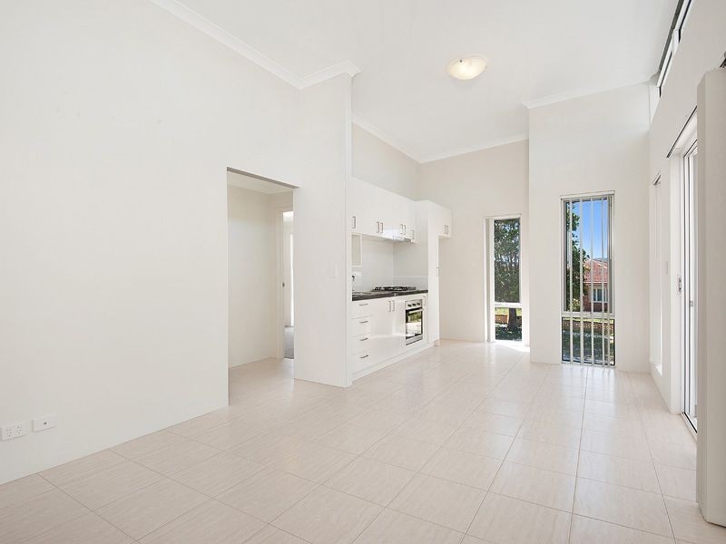 2/43 Hooley Road, Midland WA 6056