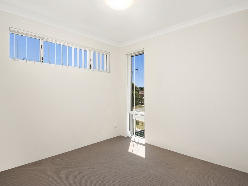2/43 Hooley Road, Midland WA 6056