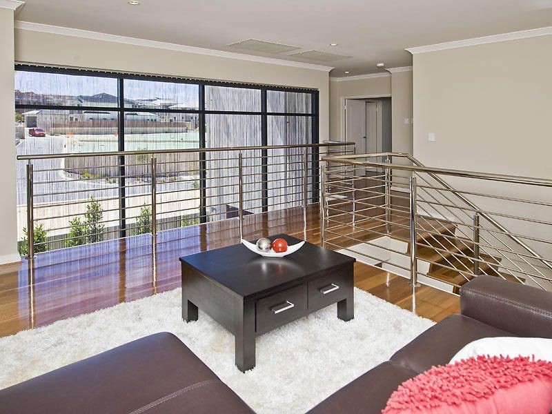 26 Lucretia Circle, Coogee WA 6166