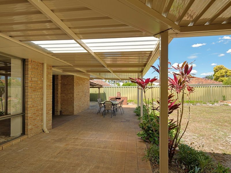 4 Matthew Avenue, Leeming WA 6149