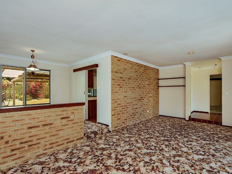 4 Matthew Avenue, Leeming WA 6149