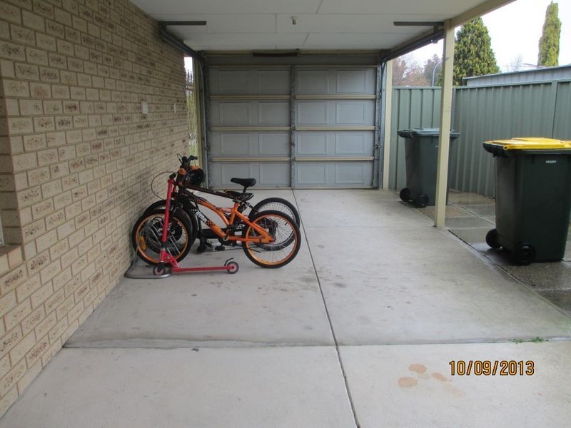 10 Barcroft Court, Atwell WA 6164