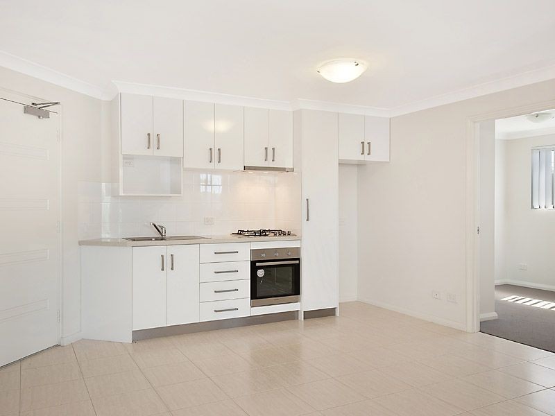 1/7 Goldsmith Road, Spearwood WA 6163