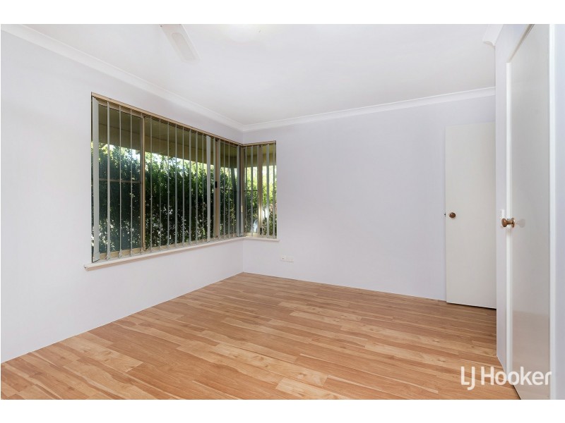 132 Brenchley Drive, Atwell WA 6164
