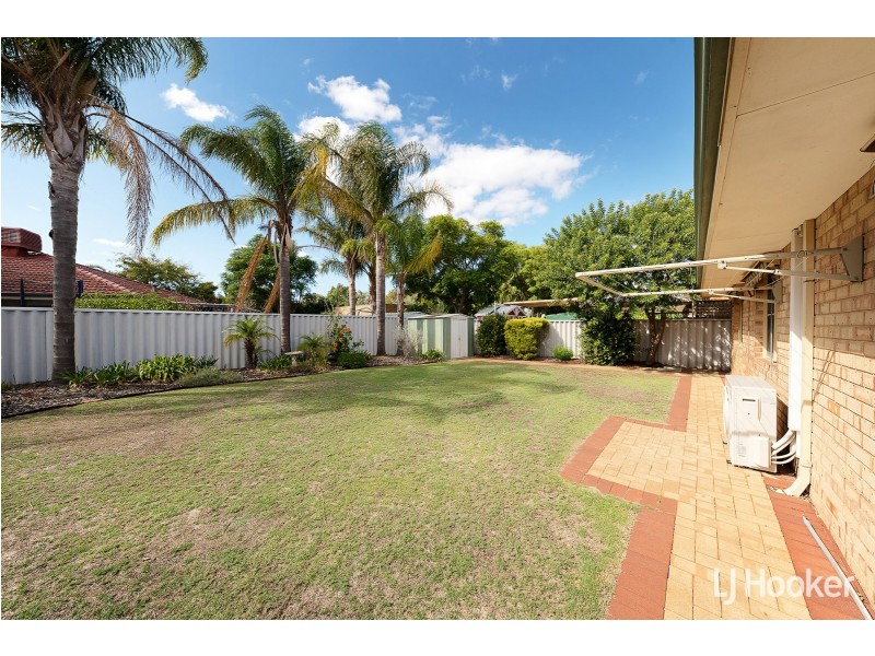 132 Brenchley Drive, Atwell WA 6164